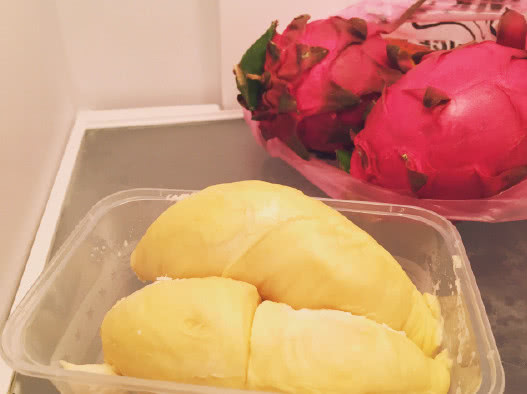 这四种水果，是舌尖上的“催胖剂”，全爱吃难怪赘肉“层层叠叠”