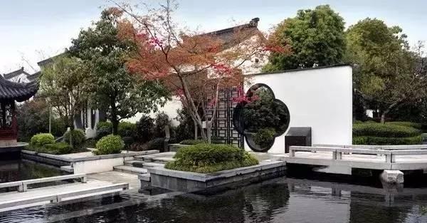 中式院子，一砖一瓦都极具讲究，真是美到骨子里