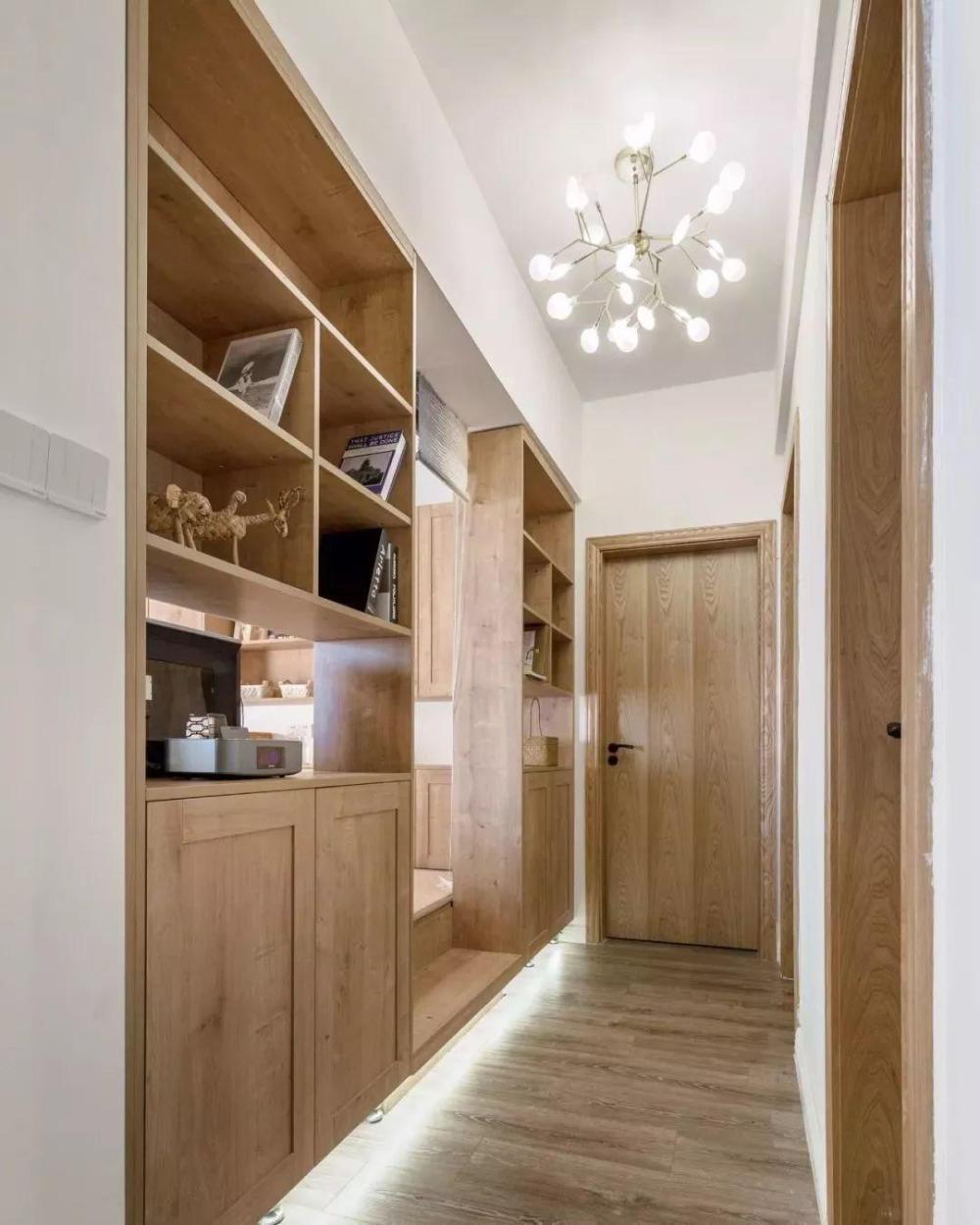 現代簡約三居室裝修，原來用簡約實木家具也能讓家很有氣場！