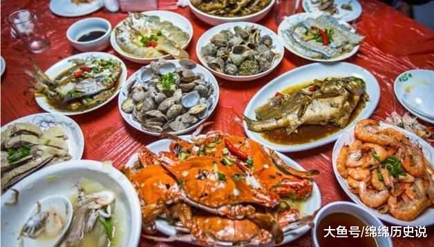 「亚硝酸盐」隔夜饭“致癌”？专家提醒：这4种菜不能隔夜，其它的放心吃