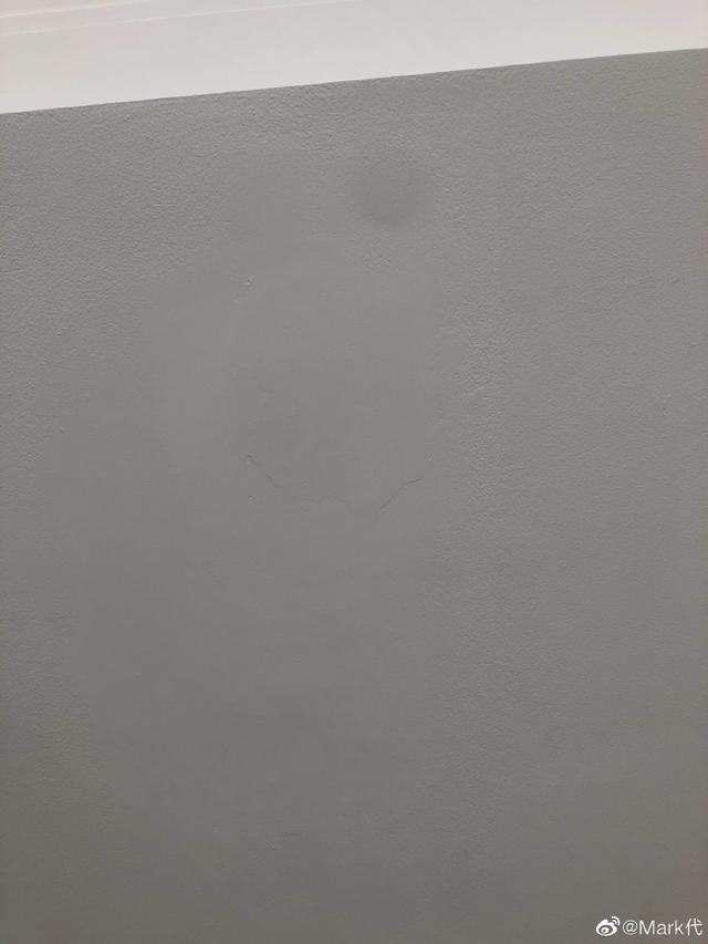 青岛这家知名装修公司坑人？业主：“新房还没住就出现30多条大裂纹…”