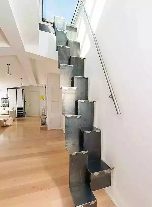 现代装修后起之秀“悬空楼梯”，你值得了解！