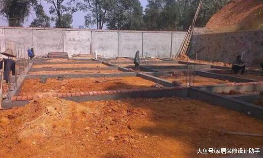 湖南土豪砸50万替两儿子建600平双拼别墅, 占地大、楼层高惹人羡慕