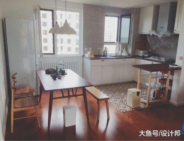 再也不用纠结瓷砖还是木地板，现在装修流行二合一！