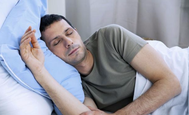 如果睡觉时满足这2个条件，对不起，这是“垃圾睡眠”！