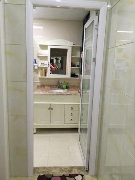 老婆花33万装修的新房, 全屋贴砖特别有档次, 电视墙就花了3万!