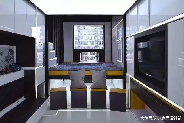 北京小伙蜗居23㎡，为洋媳妇爆改老房变高科技豪宅，竟还有电影院