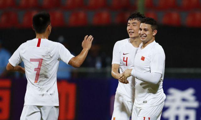 李楠就像高洪波，虽然有过短暂成功，但终究还是不如里皮