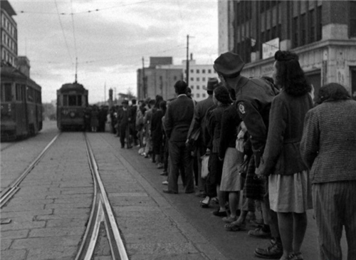 30年前日本房价暴跌，数万人自尽，但日本悟出了一个道理至今沿用