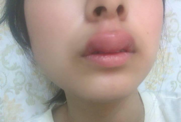 沙雕敢用蜂窝做汽车装饰