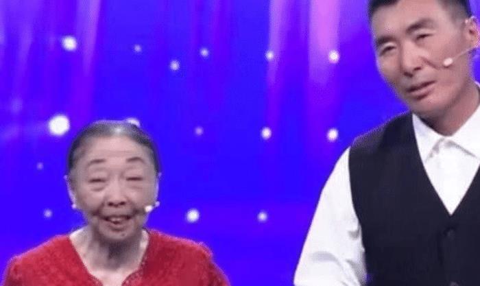 30岁小伙娶60岁老太太，老太太花百万整容变美，丈夫却坚决要离婚