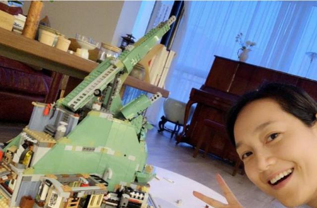 带你参观朱丹的豪宅，几十平米的海景露台拿来晾衣服，太浪费了吧