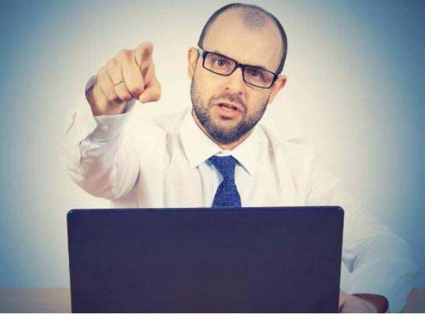 |甚至任何一个团体、群体,总有那么一部分小人