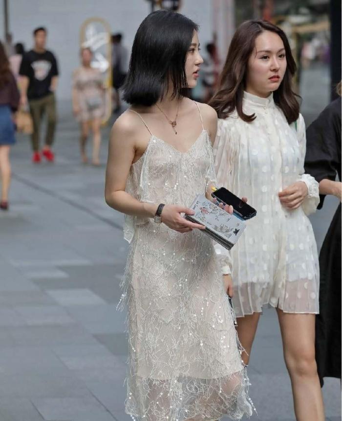 摄影：穿得不像话，才能美的不像话！