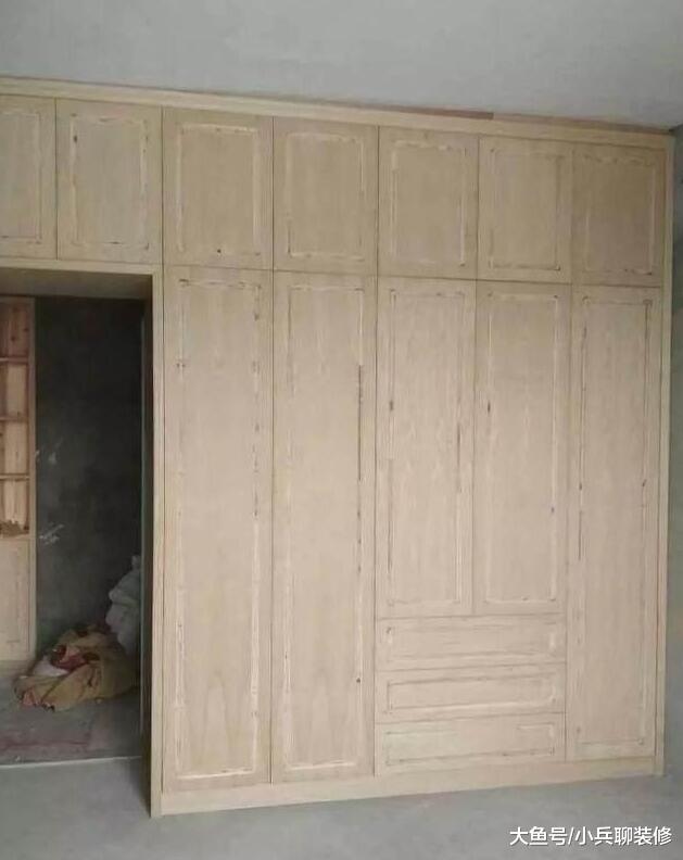 半包给亲戚装修，就弄了几个柜子，过后直接问我要2万元？