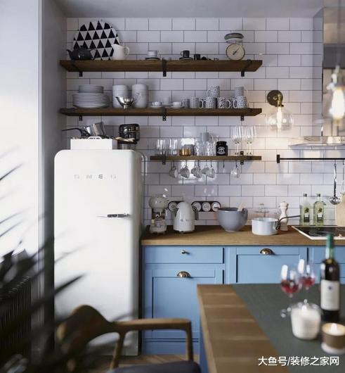 73平米两室两厅，全屋都用玻璃门，看起来太舒服了