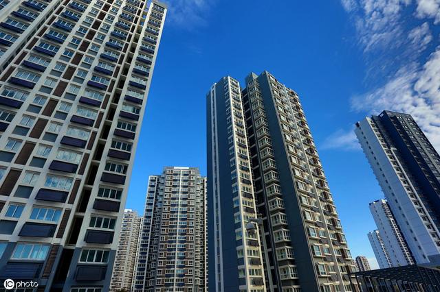 2019年楼市平稳回调？房地产蓝皮书：预测首套房贷利率将大幅下降