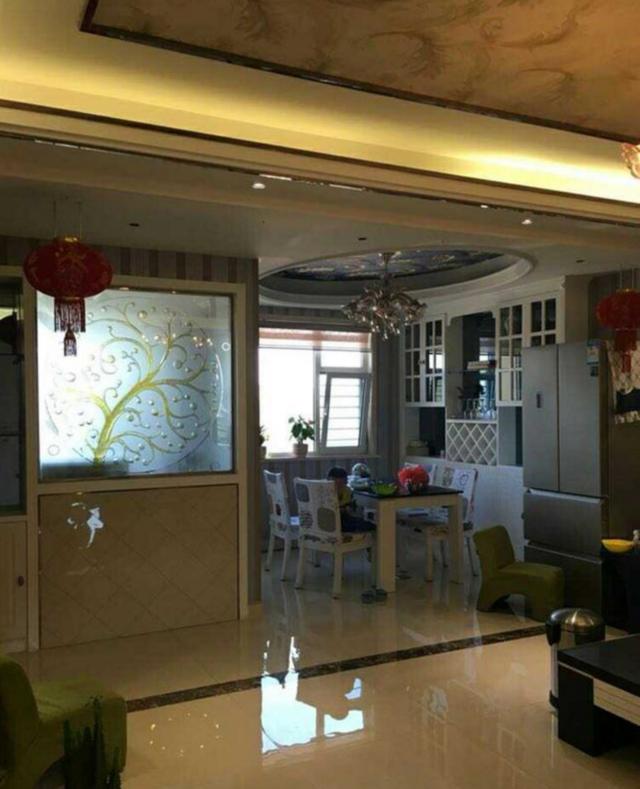 新家装修狠甩25万！效果很漂亮，没想到被闺蜜吐槽：土