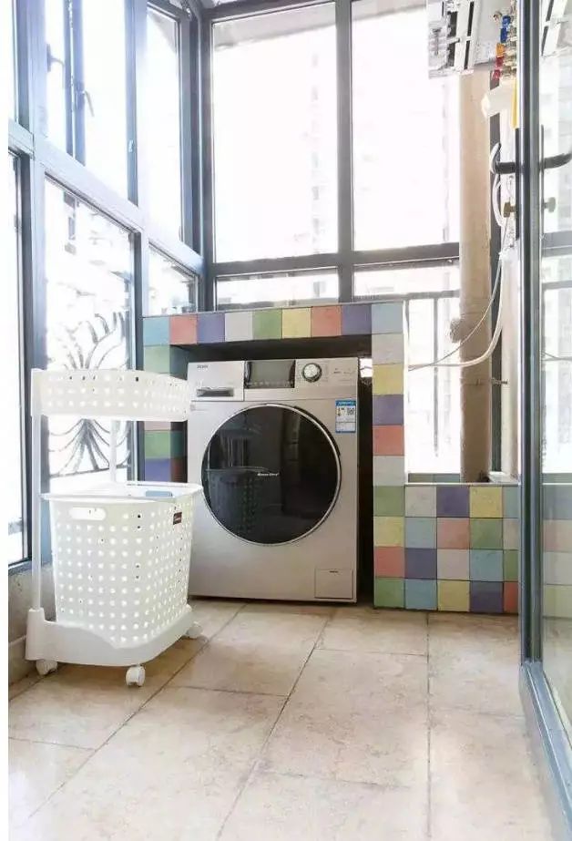 拖把池+洗衣机，实用的阳台都这样设计！