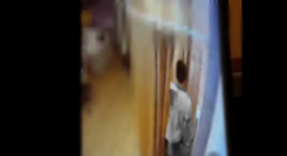 男友看着女友被强奸，却不管不问，为何如此胆大包天？