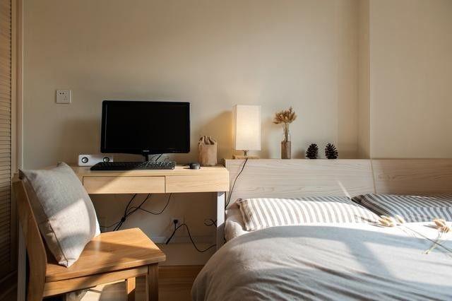 95平米三室两厅简约原木风格，崇尚简单自由，展示质朴优雅