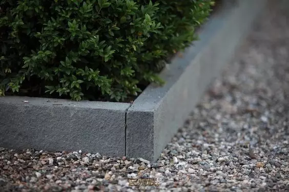 景 观 · 花 园 收 边