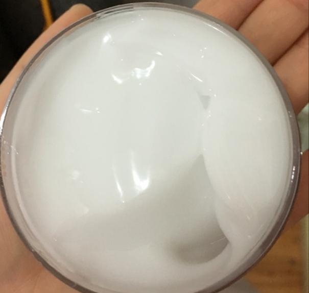 冬季皮肤干燥起皮怎么办？专家教你5个调理小妙招