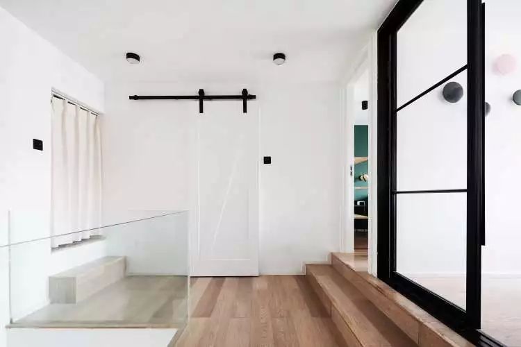 40㎡×2成熟北欧，稳重优雅的loft公寓