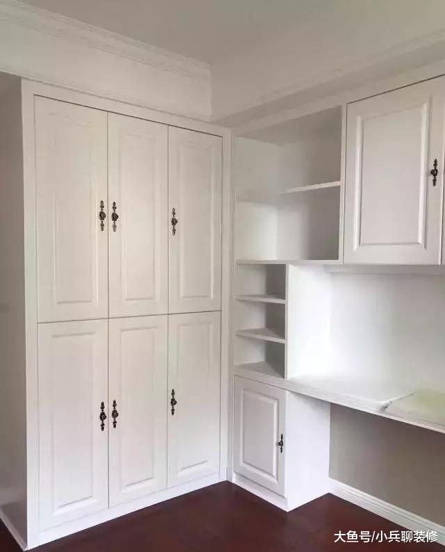 请大品牌公司装修，前后花了28万，竟被邻居吐槽卫生间蹲坑掉档！