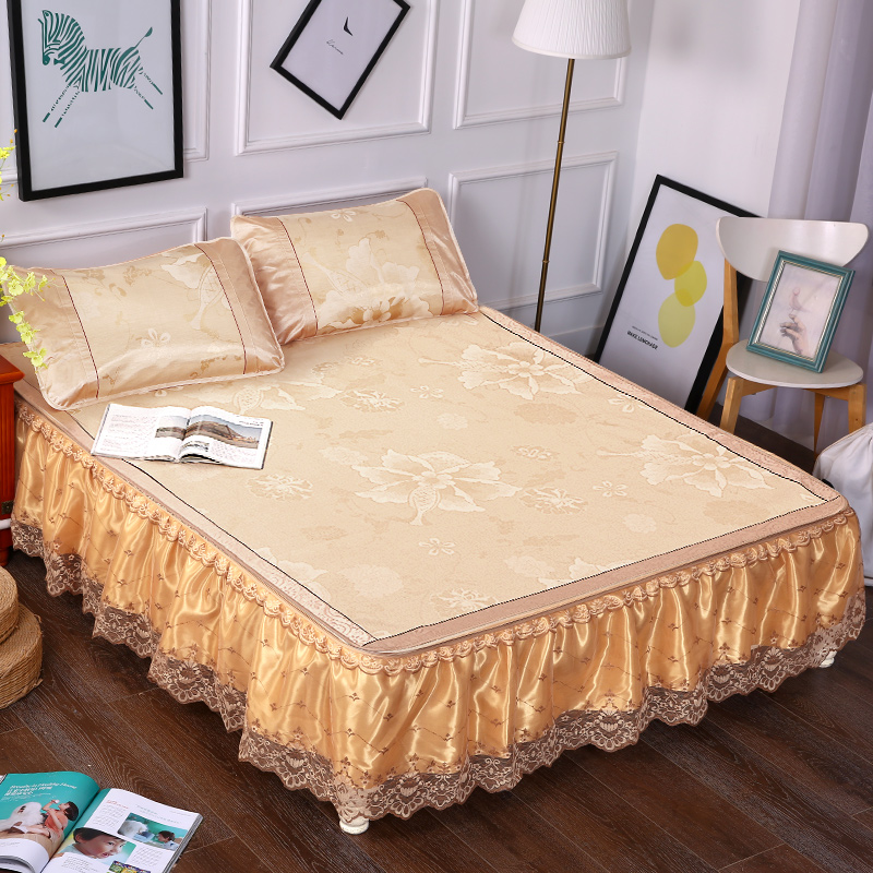 越来越多女人不铺床罩了，如今流行这种“新招”，一个月不用铺床