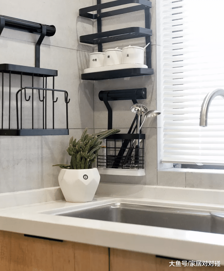 45㎡小宅，還有獨立玄關，裝成兩室一廳不擁擠！全屋處處是亮點！