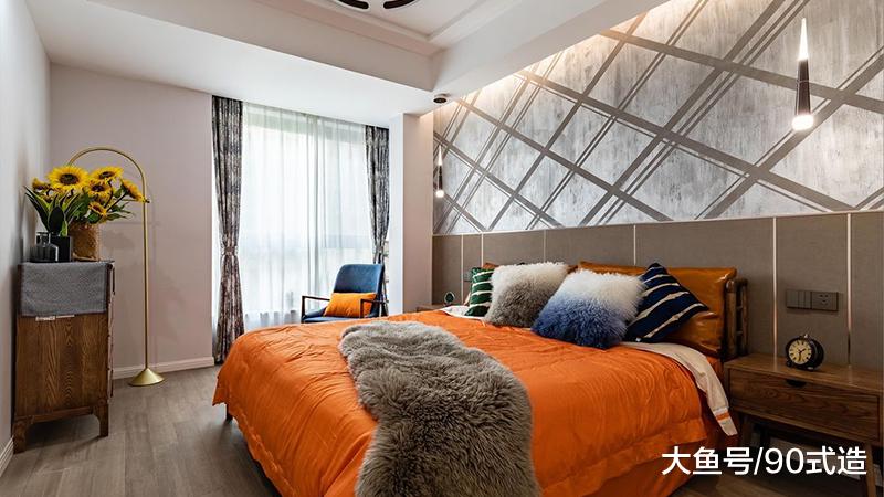 客餐厅一体，壁灯墙，86㎡三口之家