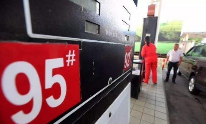 都是汽油，92和95到底差在哪 听完内部员工爆料，车主直呼被坑