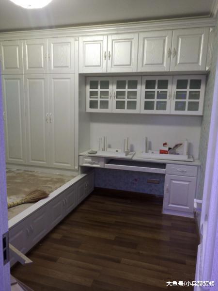 137平新房装修只花13万，卫生间4D瓷砖超有个性，太赞了！