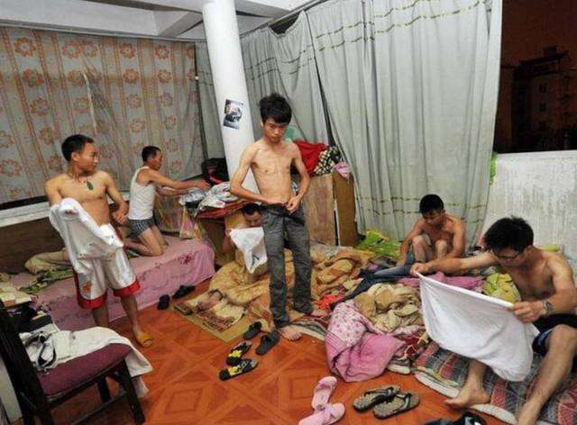 这就是传销人员的真实生活, 看完你还会觉得传销能挣钱吗