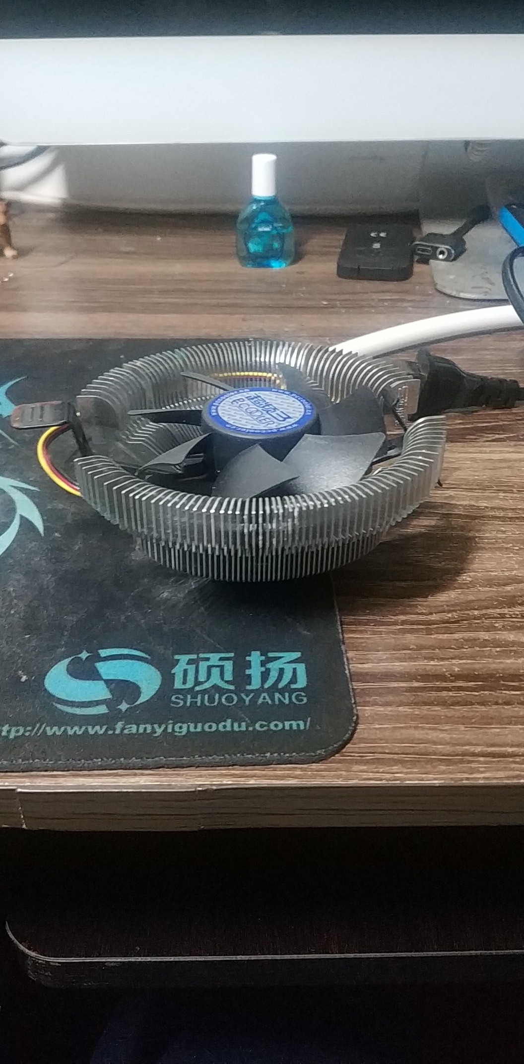 新手DIY水草灯，省钱好用就是王道！