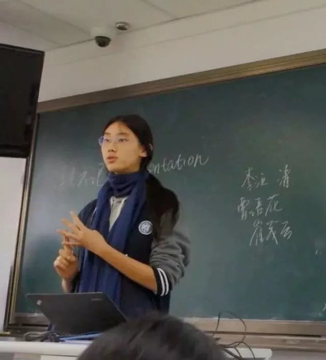 这一清华学生火了，710字军训“感言”惊叹，网友：羡慕不来