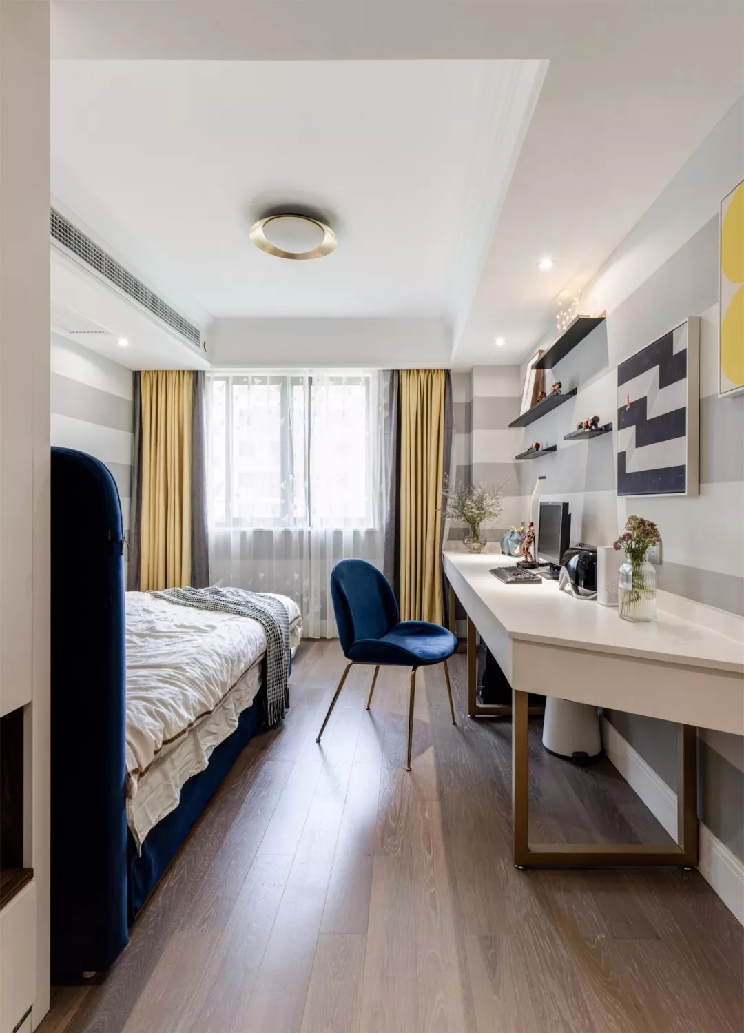 132平的古典轻奢风二居室，典雅的质感让人羡慕不已