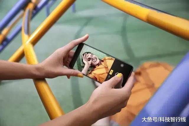 打游戏技能释放老是延迟？Reno3 Pro带你体验真正的零延迟