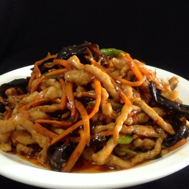 鱼香肉丝，十分钟的快手菜，酸甜下饭馋到流口水