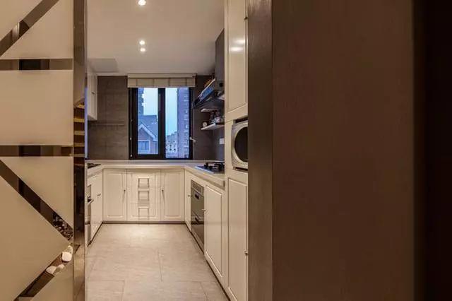 老公买了160平顶楼复式，改成6间房，双方父母都能住进来！