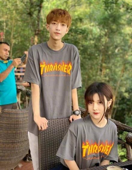 要凉？《以团之名》选手公开恋情、整容失败微博维权