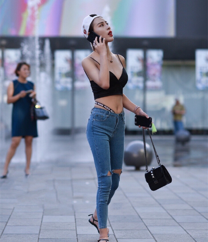 摄影：我的注意力，全在腰带上了