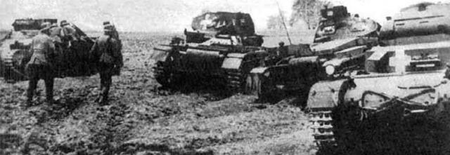 720名勇士挡住4万德军，古德里安厚葬对手：守得真好！