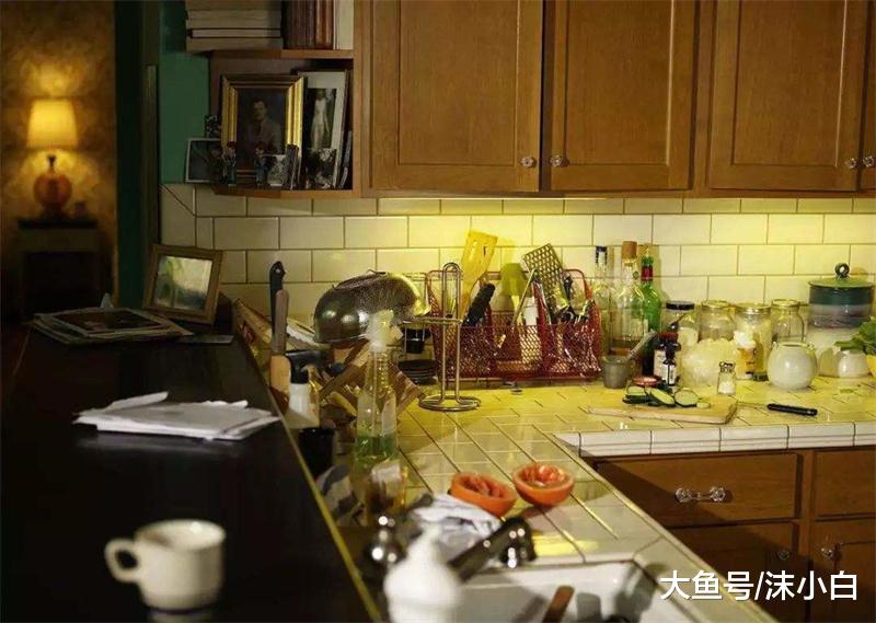 坚持就是完美！小厨房3.5㎡巴掌大，非要做U型橱柜，钱少0浪费！