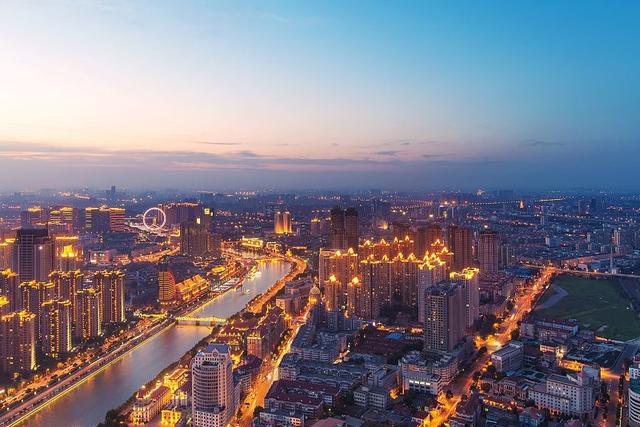 房子不能成为我们的财富，专家：这样的观点是糊弄民众