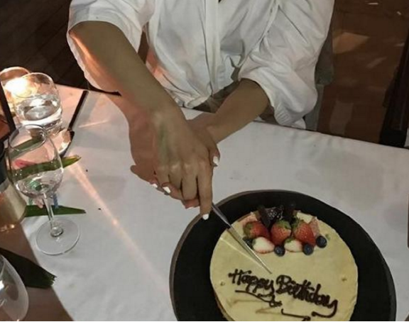 晒晒韩雨芹住的豪宅，斥巨资打造私人花园，内部装修十分气派