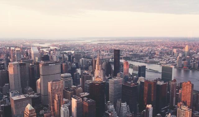 两个现象看清2019房价走势，活了30年买不买房终于有谱了