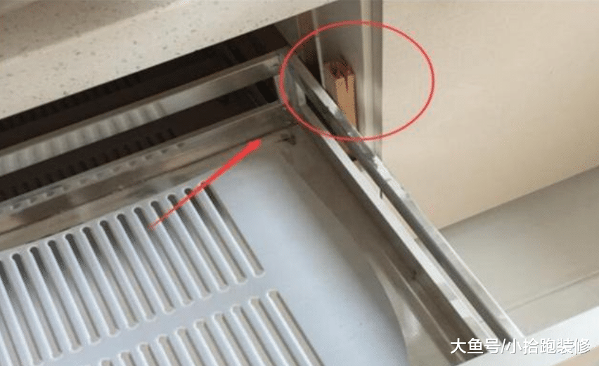 近3萬塊定制的櫥柜，出現縫隙問題后，師傅卻說只能怪我自己