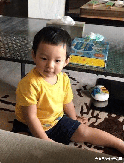 汪小菲如今的房子，虽然没有很豪华，但是感觉到她过得很幸福